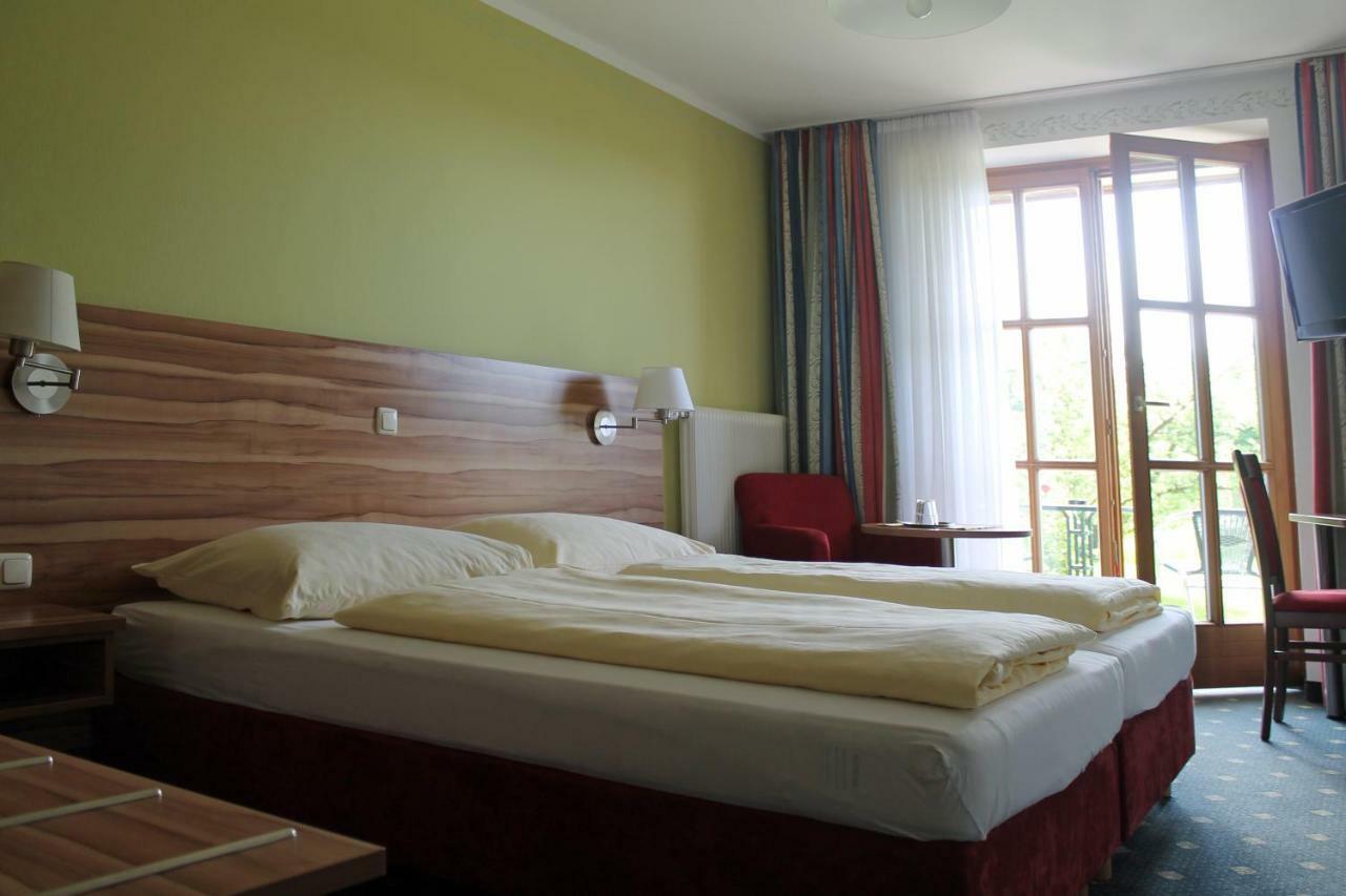 Ferienhotel Herzog ノイマルクト・アム・ヴァラーゼー エクステリア 写真